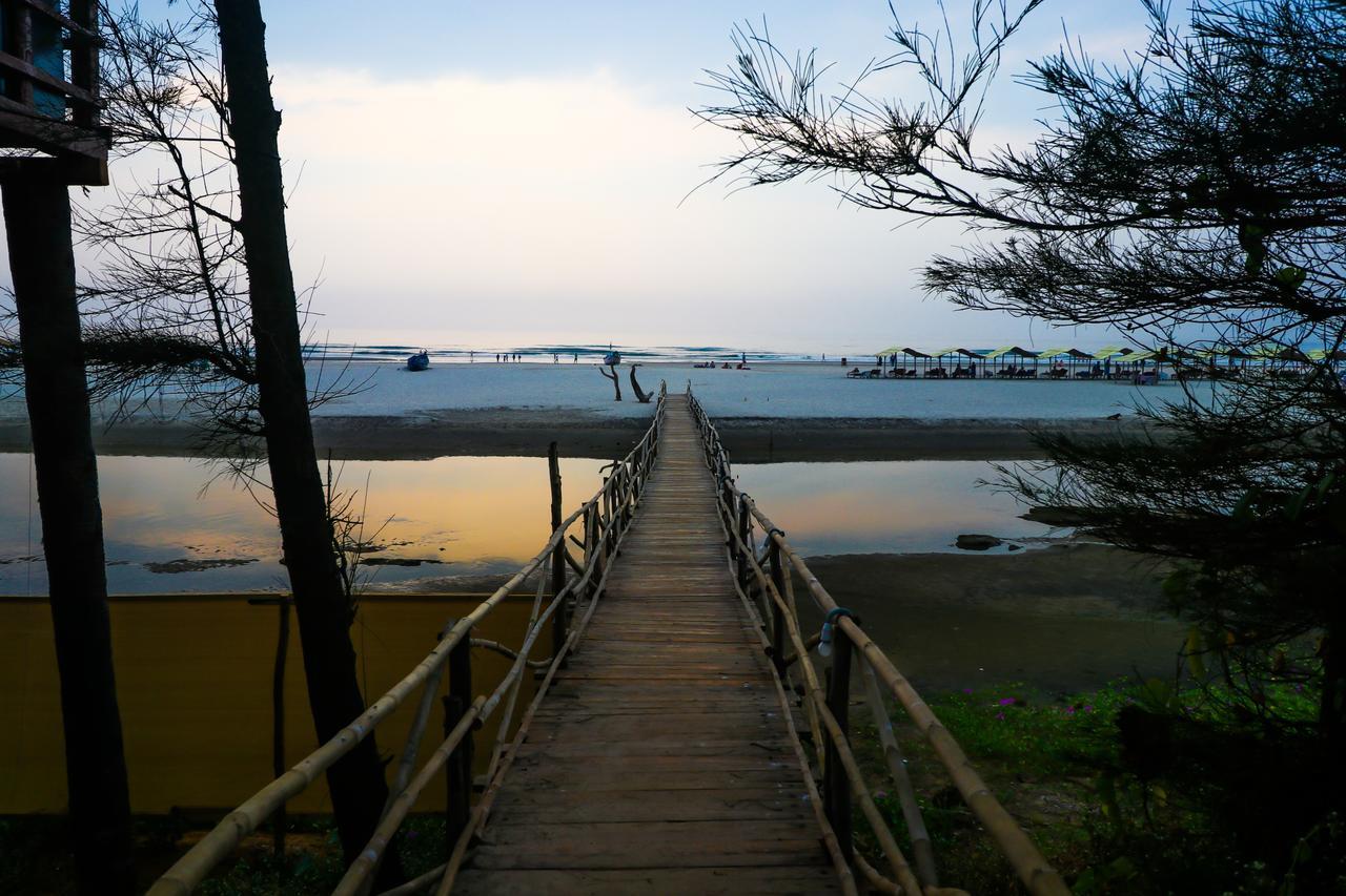 Mandrem Village Resort Exterior foto